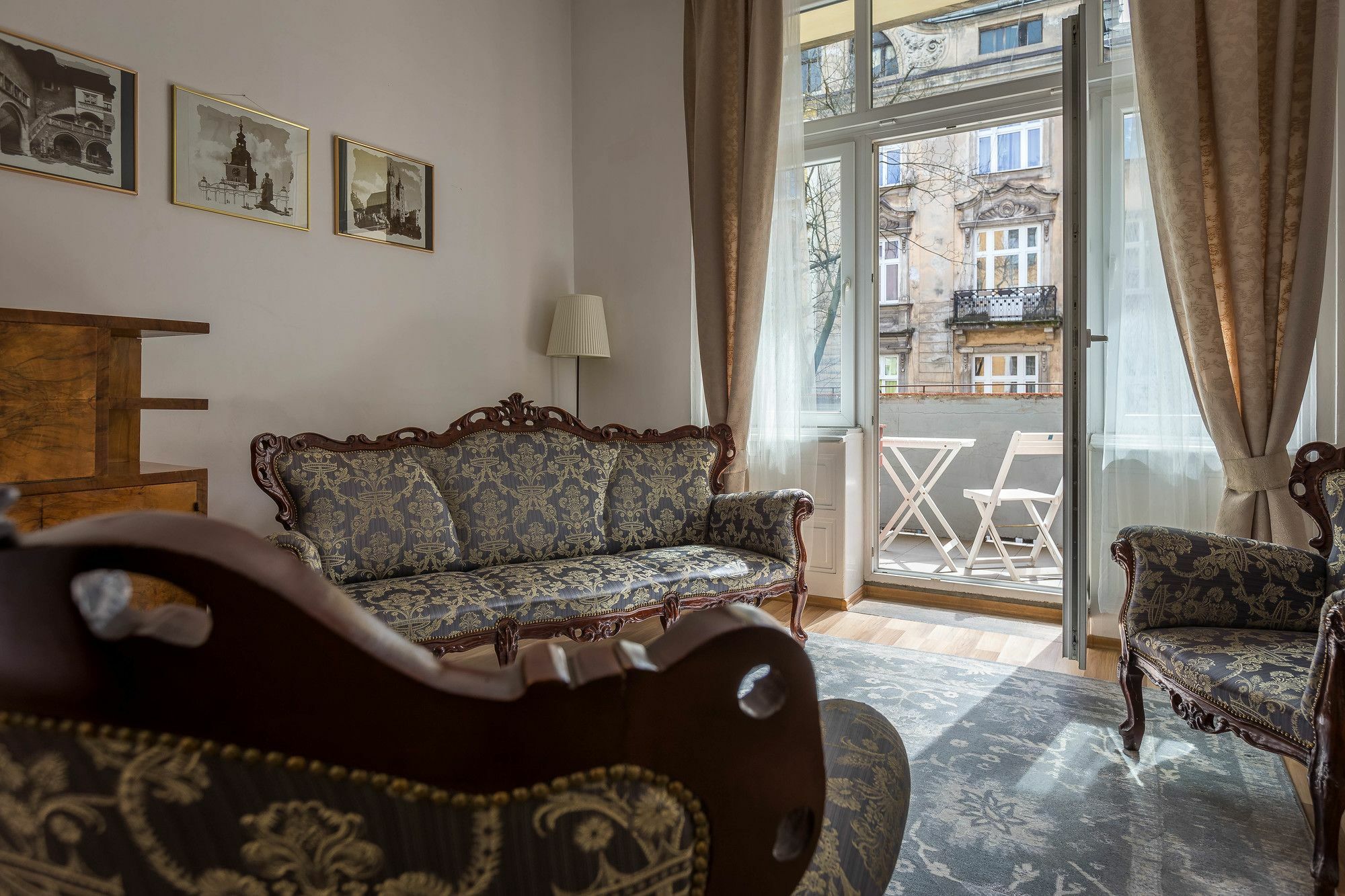 Fragola Budget Apartments & Rooms Krakow Bagian luar foto
